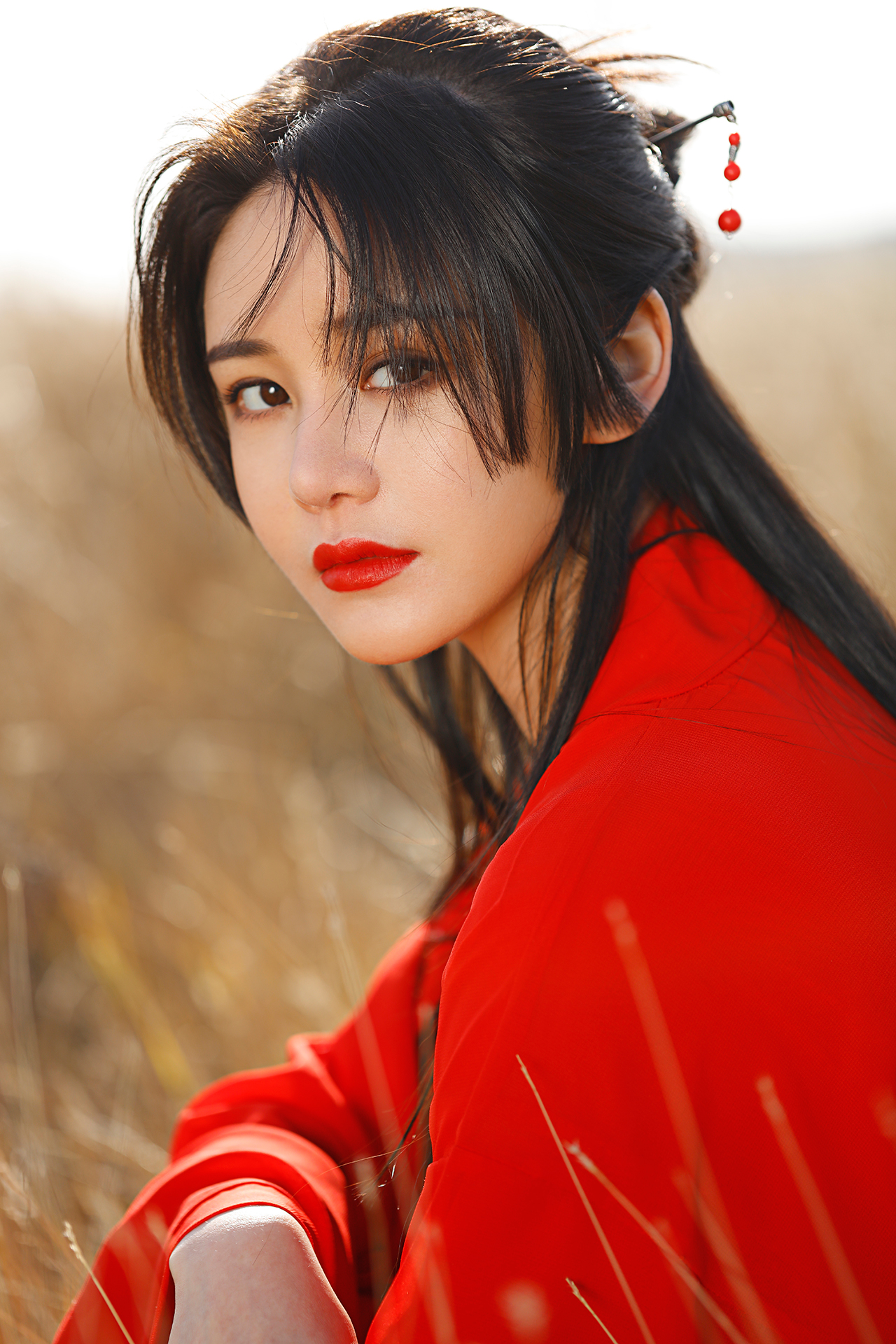 大三女神李喵喵風采重現(xiàn)，引領高科技產品新紀元風潮